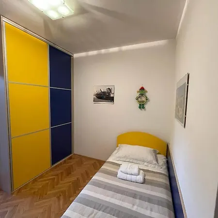 Apartman Magnolia * Podstrana